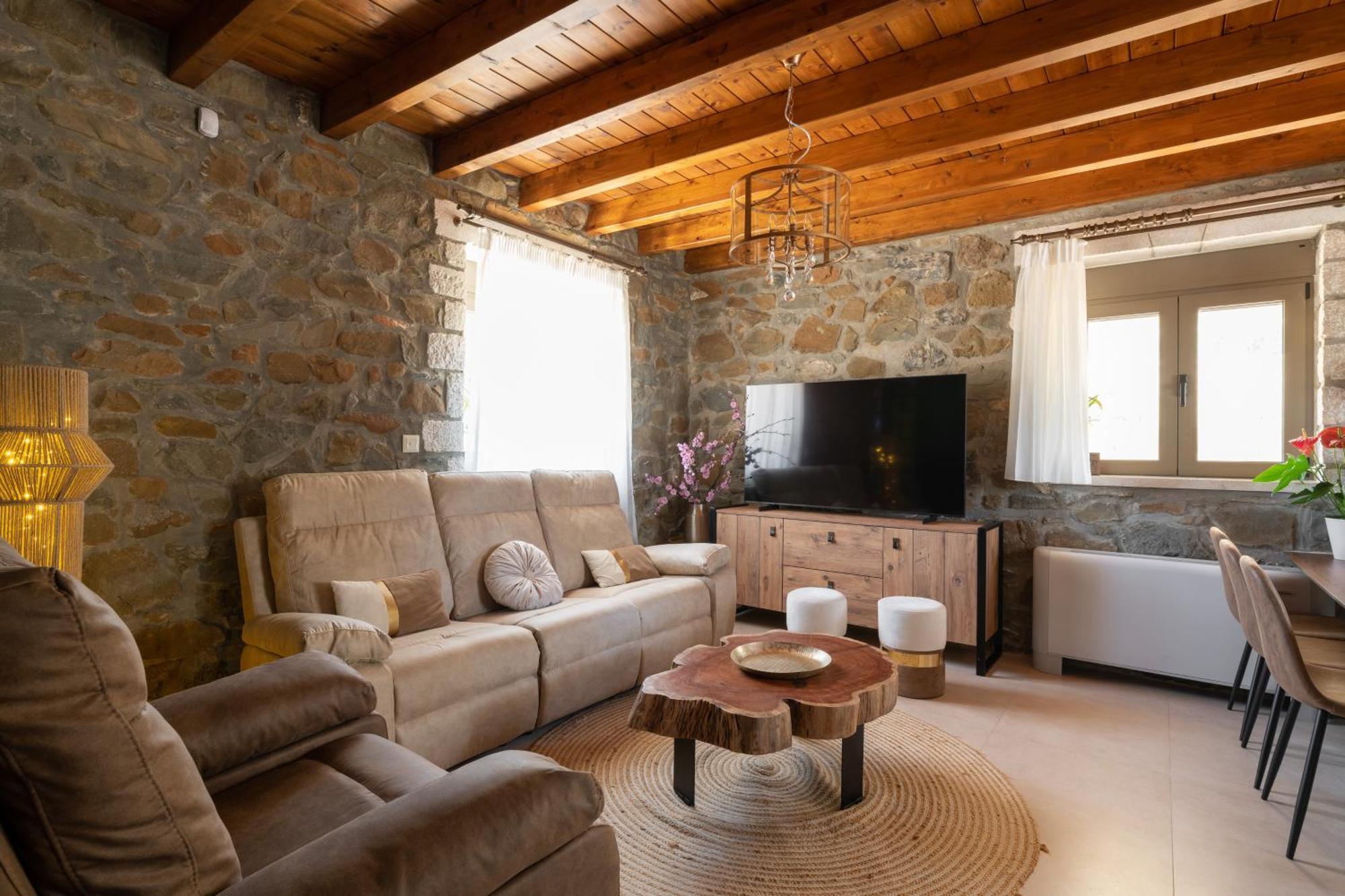 Roi Villa *